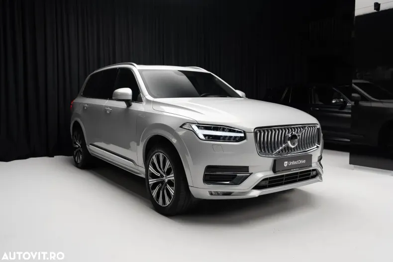 Volvo XC90 din 2021 cu 50.788 km - oferta VOL164172 - foto 3