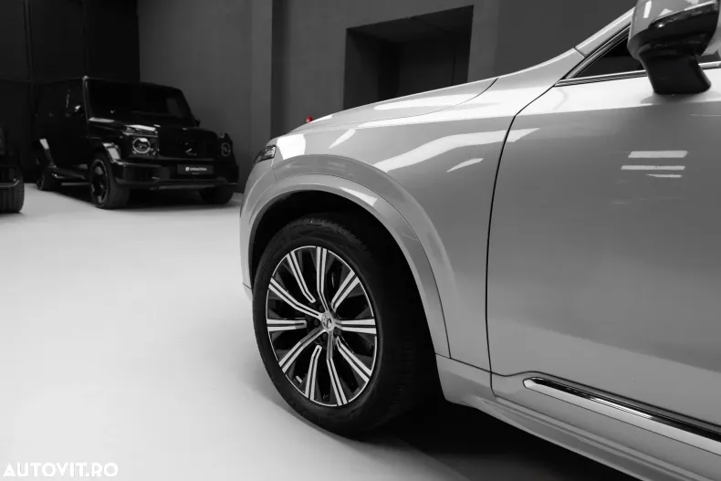 Volvo XC90 din 2021 cu 50.788 km - oferta VOL164172 - foto 11