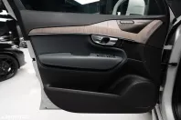 Volvo XC90 din 2021 cu 50.788 km - oferta VOL164172 - foto 17