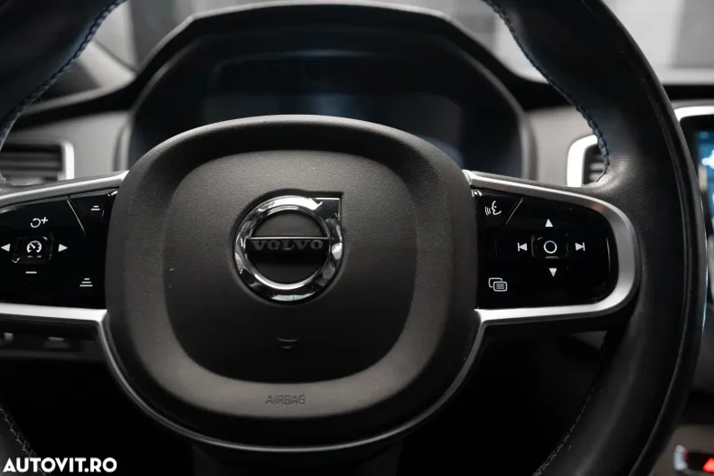 Volvo XC90 din 2021 cu 50.788 km - oferta VOL164172 - foto 21