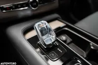 Volvo XC90 din 2021 cu 50.788 km - oferta VOL164172 - foto 31