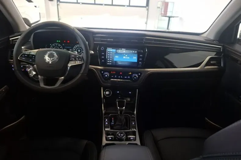 Ssangyong Korando din 2025 cu 10 km - oferta SSA164183 - foto 8