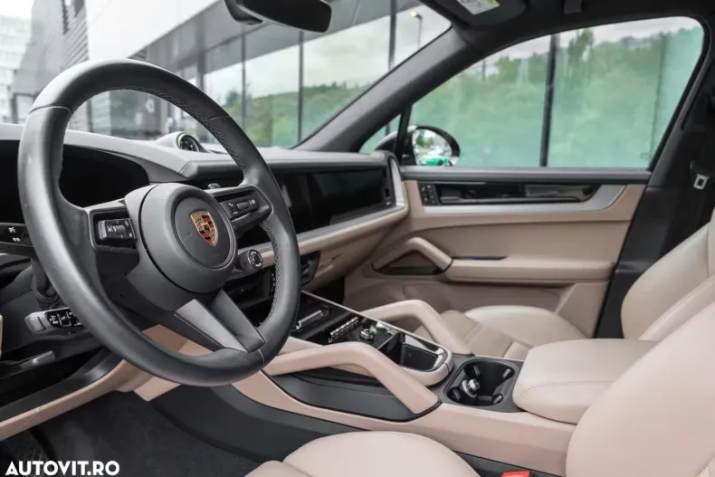 Porsche Cayenne din 2024 cu 25.584 km - oferta POR164185 - foto 14