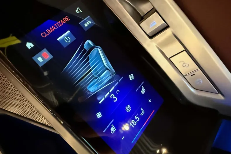 BMW Seria 7 din 2023 cu 36.784 km - oferta BMW164187 - foto 18