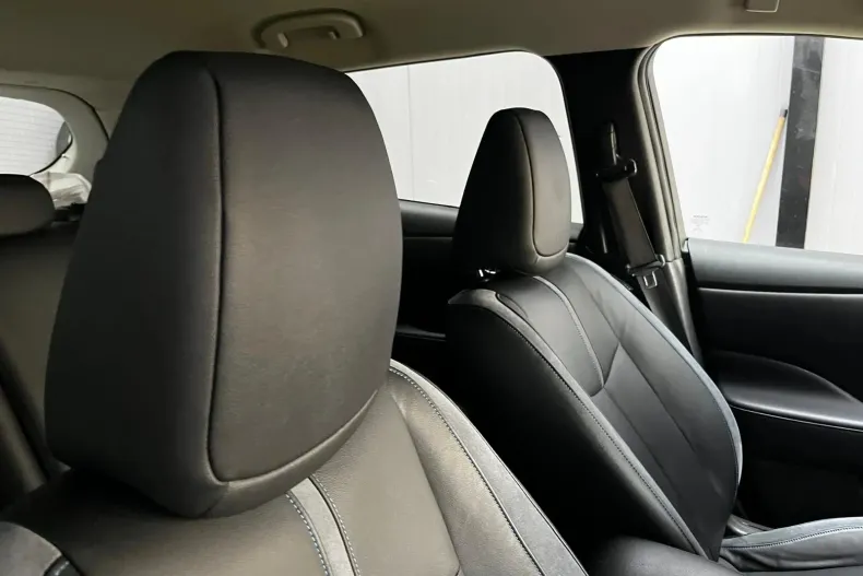 Nissan Leaf din 2020 cu 68.851 km - oferta NIS164188 - foto 27