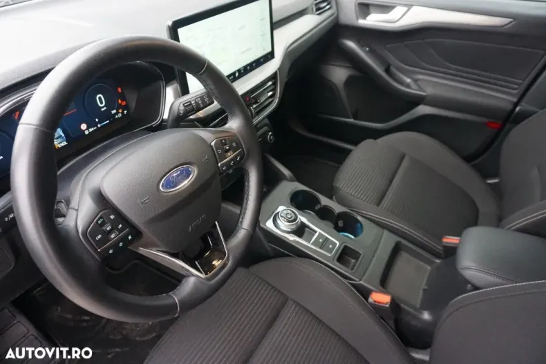 Ford Focus din 2024 cu 14.500 km - oferta FOR164193 - foto 5