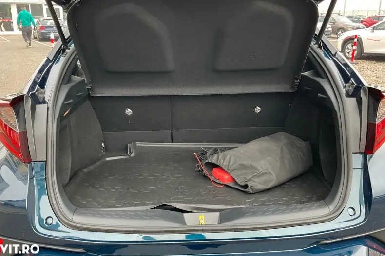 Toyota C-HR din 2023 cu 63.322 km - oferta TOY164200 - foto 31