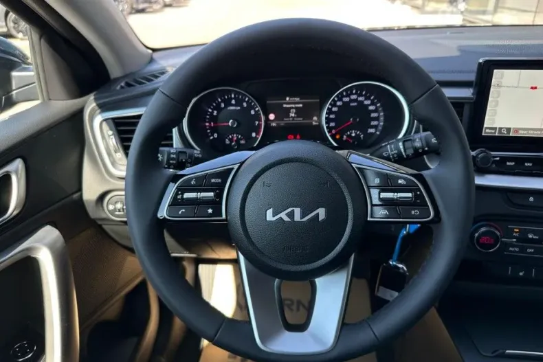 Kia XCeed din 2025 cu 1 km - oferta KIA164230 - foto 9