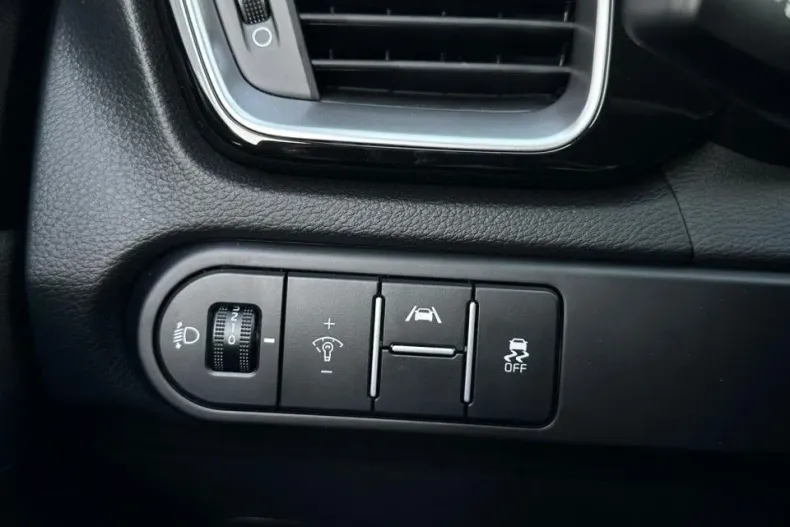 Kia XCeed din 2025 cu 1 km - oferta KIA164232 - foto 24