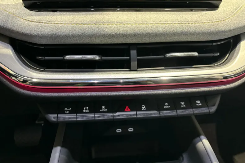 Skoda Enyaq din 2023 cu 144 km - oferta SKO164233 - foto 13