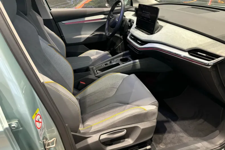 Skoda Enyaq din 2023 cu 144 km - oferta SKO164233 - foto 14