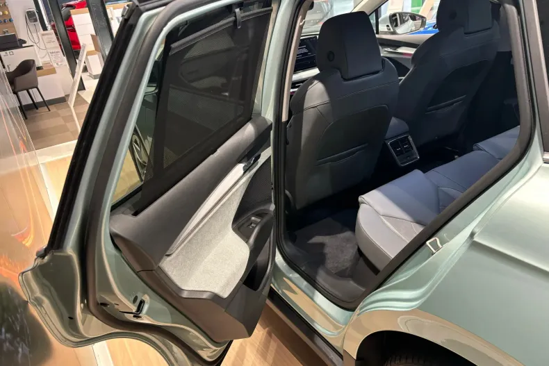 Skoda Enyaq din 2023 cu 144 km - oferta SKO164233 - foto 15