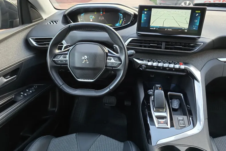 Peugeot 3008 din 2022 cu 98.000 km - oferta PEU164239 - foto 4