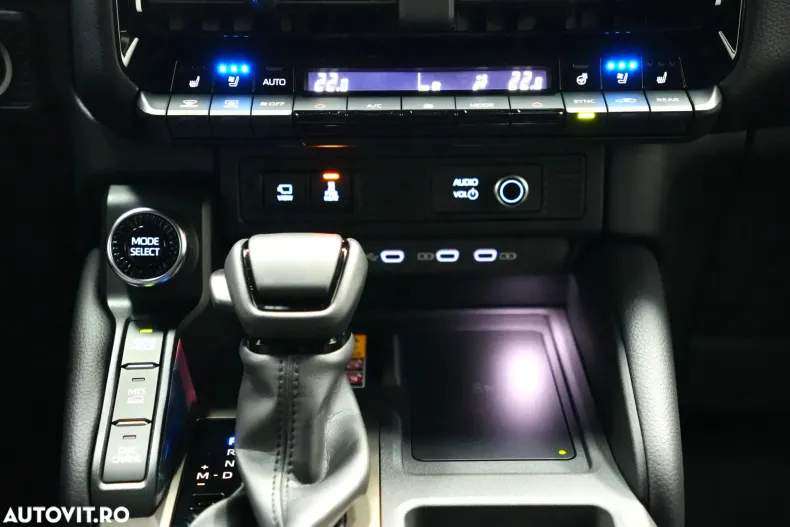 Toyota Land Cruiser din 2024 cu 10 km - oferta TOY164243 - foto 12