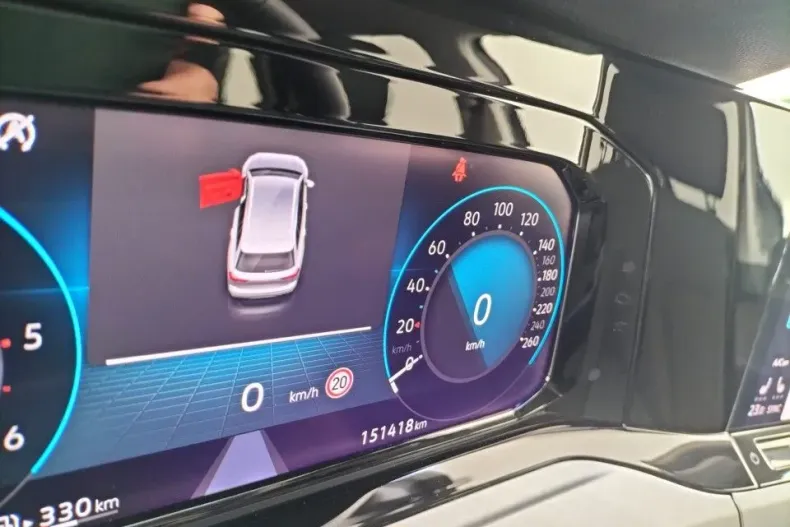 Volkswagen Golf din 2021 cu 151.418 km - oferta VOL164247 - foto 12