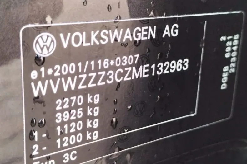 Volkswagen Passat din 2021 cu 88.370 km - oferta VOL164249 - foto 7