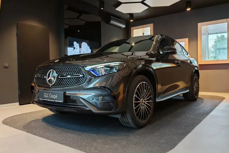 Mercedes-Benz GLC Coupe din 2025 cu 4.500 km - oferta MER164253 - foto 7