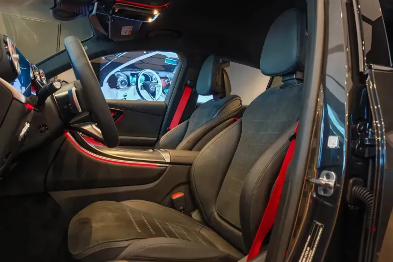 Mercedes-Benz GLC Coupe din 2025 cu 4.500 km - oferta MER164253 - foto 12