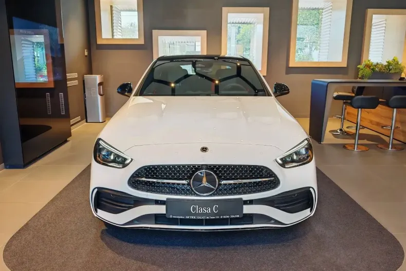 Mercedes-Benz C din 2025 cu 3.500 km - oferta MER164254 - foto 5