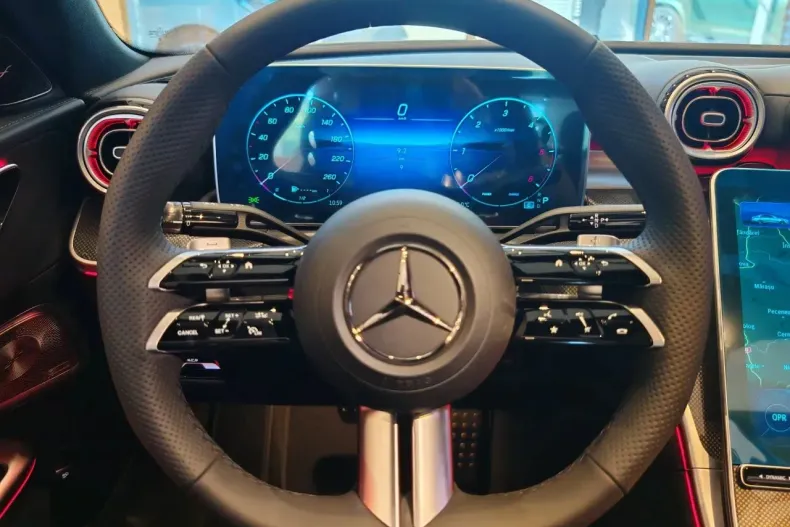 Mercedes-Benz C din 2025 cu 3.500 km - oferta MER164254 - foto 10