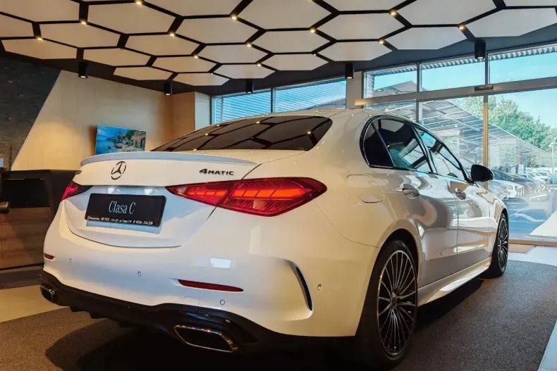 Mercedes-Benz C din 2025 cu 3.500 km - oferta MER164254 - foto 13