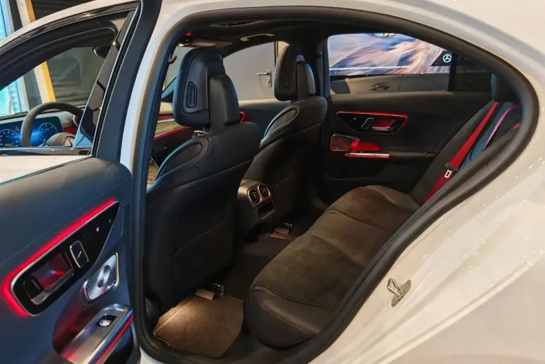 Mercedes-Benz C din 2025 cu 3.500 km - oferta MER164254 - foto 20