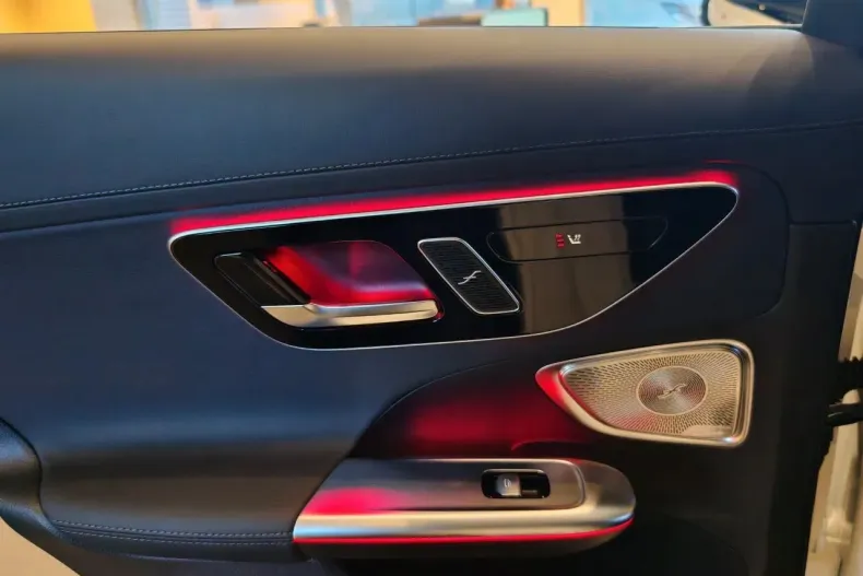 Mercedes-Benz C din 2025 cu 3.500 km - oferta MER164254 - foto 21