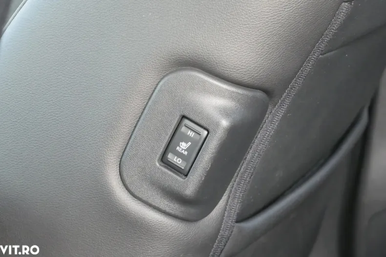 Nissan Leaf din 2019 cu 100.299 km - oferta NIS164261 - foto 26