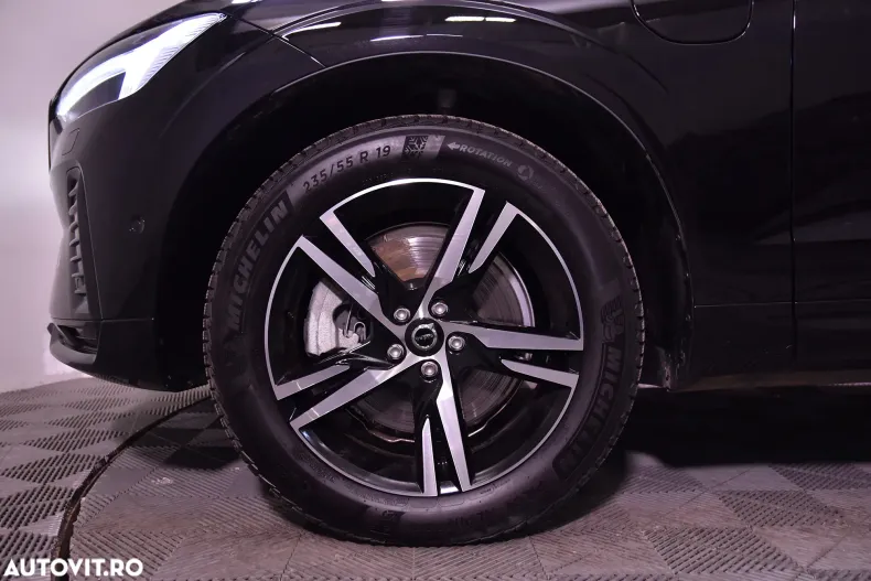 Volvo XC60 din 2024 cu 3.542 km - oferta VOL164269 - foto 13