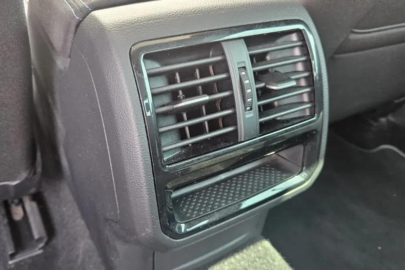 Volkswagen Passat din 2019 cu 136.483 km - oferta VOL164275 - foto 12