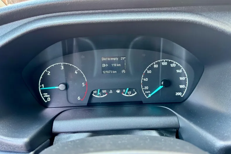 Ford Transit Custom din 2020 cu 120.896 km - oferta FOR164279 - foto 19