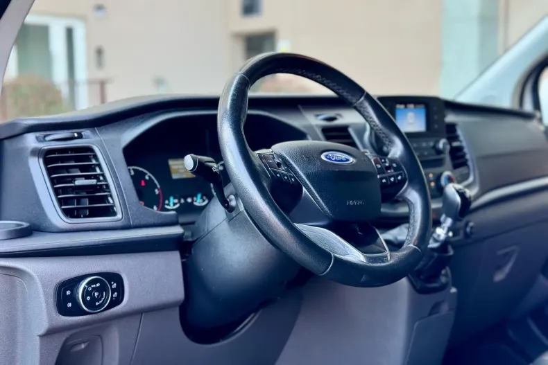 Ford Transit Custom din 2020 cu 120.896 km - oferta FOR164279 - foto 22