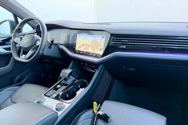 Volkswagen Touareg din 2022 cu 99.500 km - oferta VOL164288 - foto 9