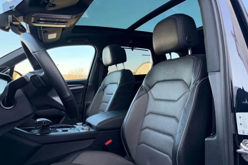 Volkswagen Touareg din 2022 cu 99.500 km - oferta VOL164288 - foto 25