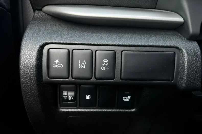 Mitsubishi Eclipse Cross din 2022 cu 86.815 km - oferta MIT164293 - foto 24