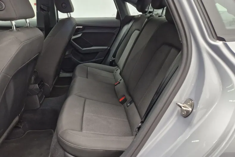 Audi A3 din 2020 cu 51.604 km - oferta AUD164296 - foto 7