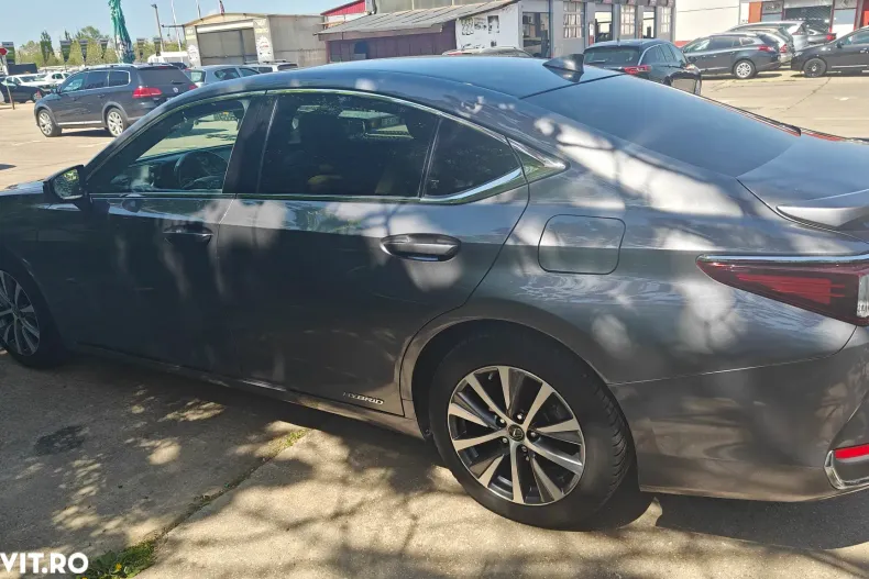 Lexus Seria ES din 2019 cu 137.694 km - oferta LEX164300 - foto 19