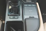 Lexus Seria ES din 2019 cu 137.694 km - oferta LEX164300 - foto 26