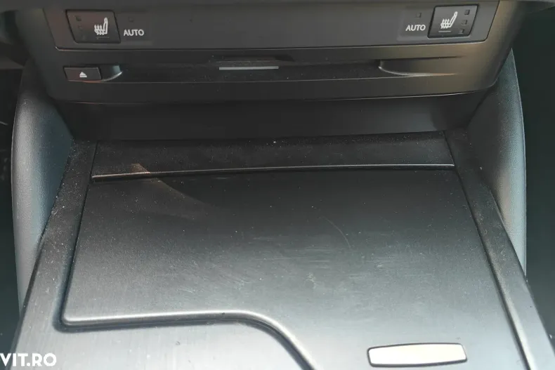 Lexus Seria ES din 2019 cu 137.694 km - oferta LEX164300 - foto 27