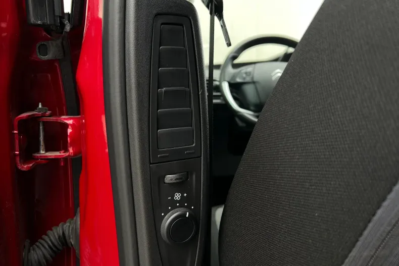 Citroën C4 Grand Space Tourer din 2021 cu 138.000 km - oferta CIT164303 - foto 20