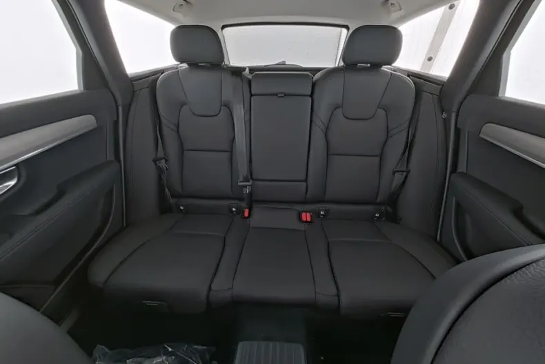 Volvo V90 din 2025 cu 11.200 km - oferta VOL164316 - foto 6