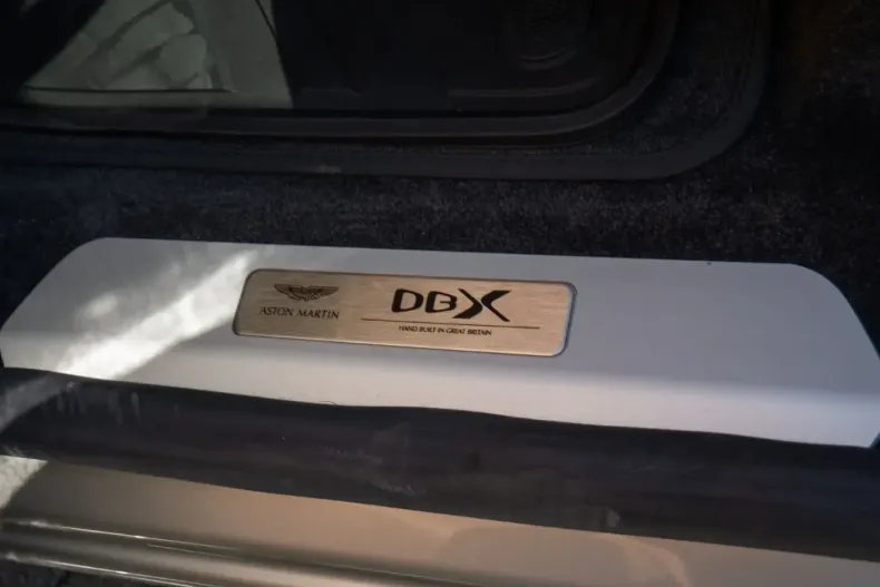 Aston Martin DBX din 2024 cu 9.245 km - oferta AST164326 - foto 19