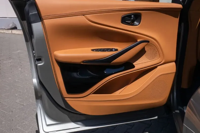 Aston Martin DBX din 2024 cu 9.245 km - oferta AST164326 - foto 20