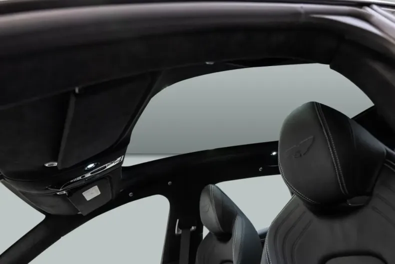 Aston Martin DBX din 2024 cu 12.073 km - oferta AST164327 - foto 19