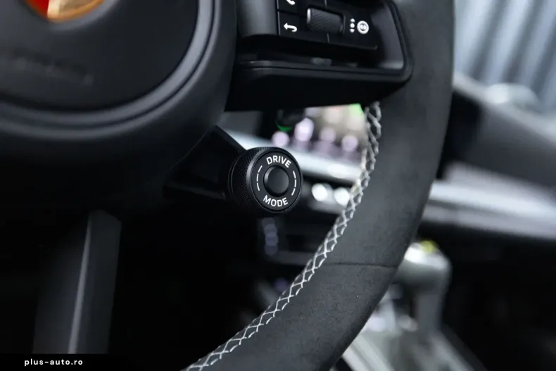 Porsche 911 din 2024 cu 2.000 km - oferta POR164335 - foto 14