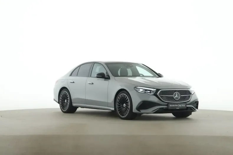 Mercedes-Benz E 400 din 2023 cu 31.000 km - oferta MER164336 - foto 1