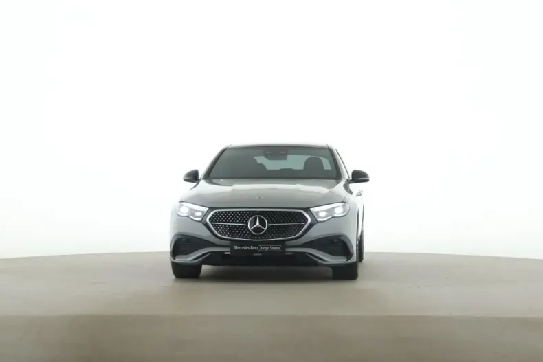 Mercedes-Benz E 400 din 2023 cu 31.000 km - oferta MER164336 - foto 2