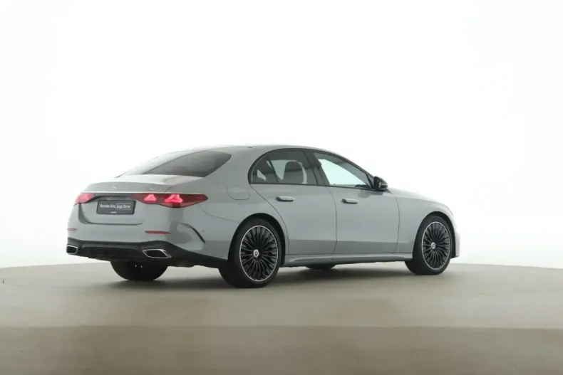 Mercedes-Benz E 400 din 2023 cu 31.000 km - oferta MER164336 - foto 6