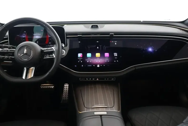 Mercedes-Benz E 400 din 2023 cu 31.000 km - oferta MER164336 - foto 9