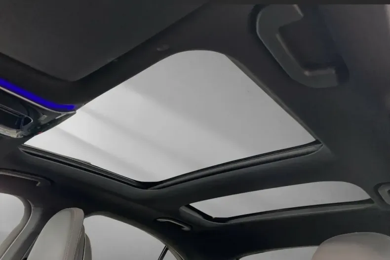 Mercedes-Benz E 300 din 2024 cu 14.390 km - oferta MER164337 - foto 14